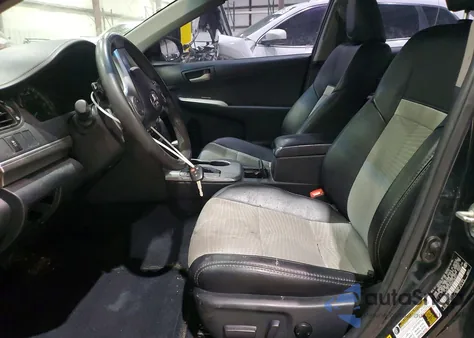 2012 Toyota Camry Base z USA, uszkodzony, nr VIN 4T1BF1FK3CU194571